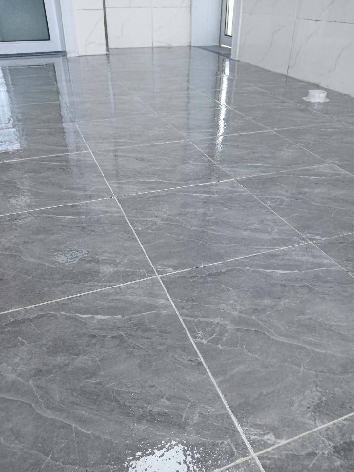 High-Hardness,No Tile-Breaking Transparent Polyaspartic Waterproof Coating 